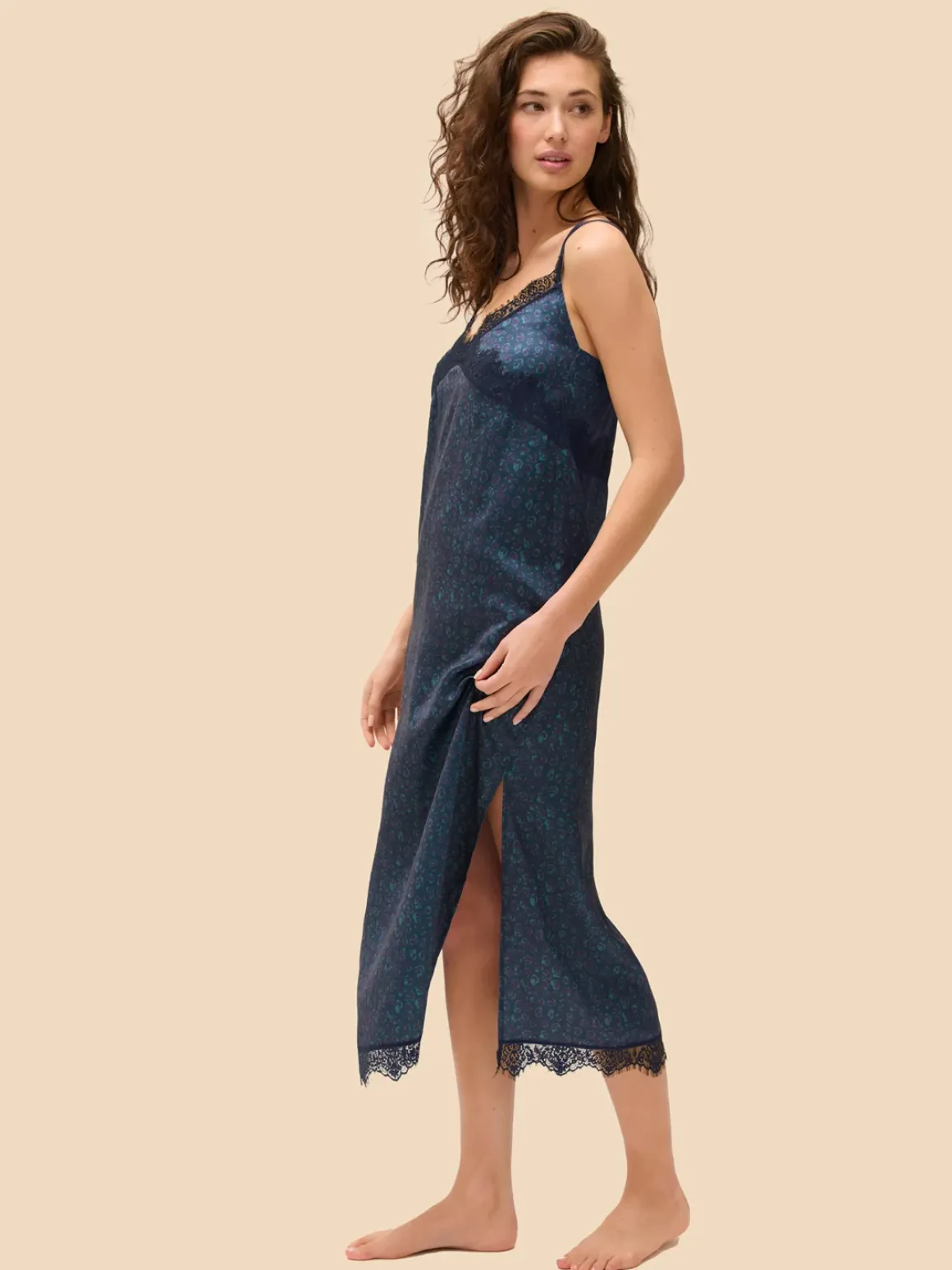 Nuisette longue - Bleu Féline