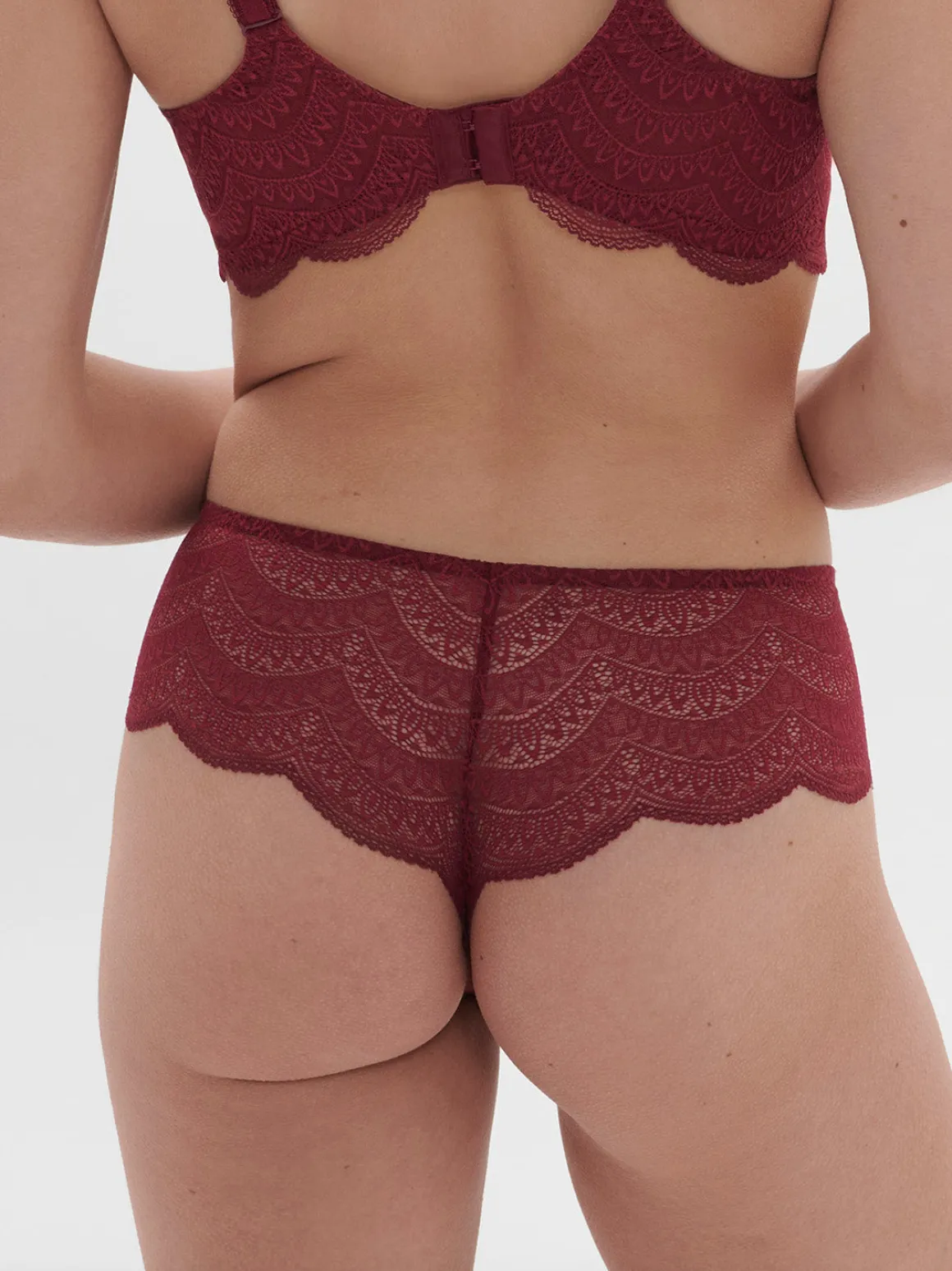 Shorty - Rouge Spinelle