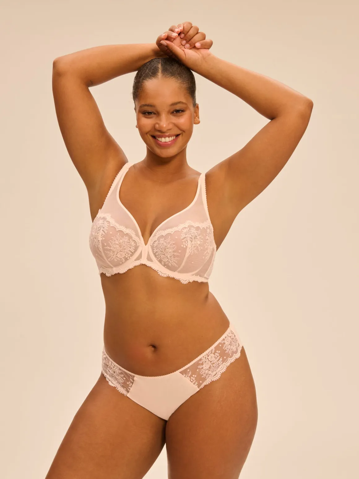Soutien-gorge avec armature décolleté plongeant - Rose sakura