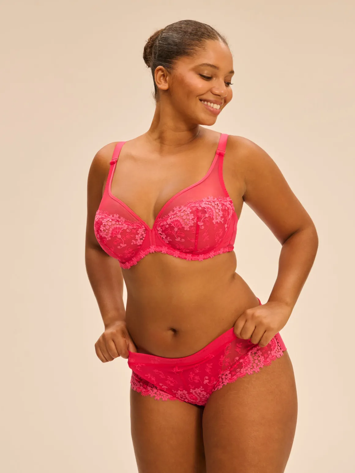 Soutien-gorge avec armature décolleté plongeant - Rose Fabuleux