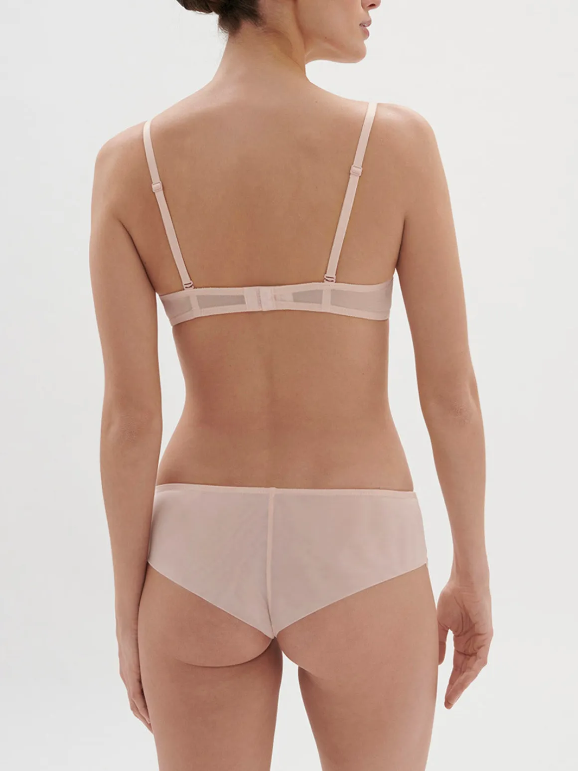 Soutien-gorge avec armature décolleté plongeant - Poudre pétale