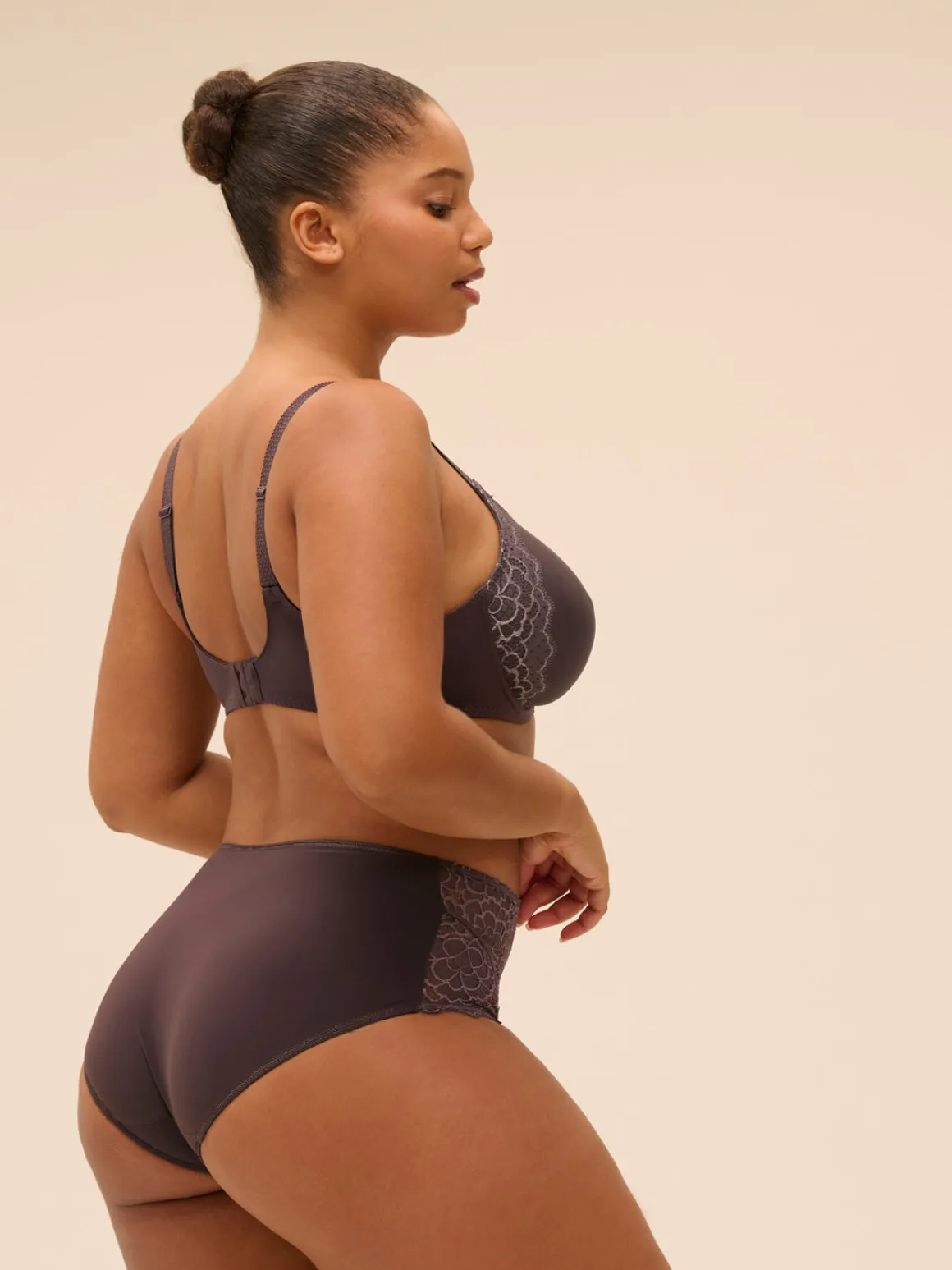 Soutien-gorge avec armatures moulé rigide - Gris Graphite