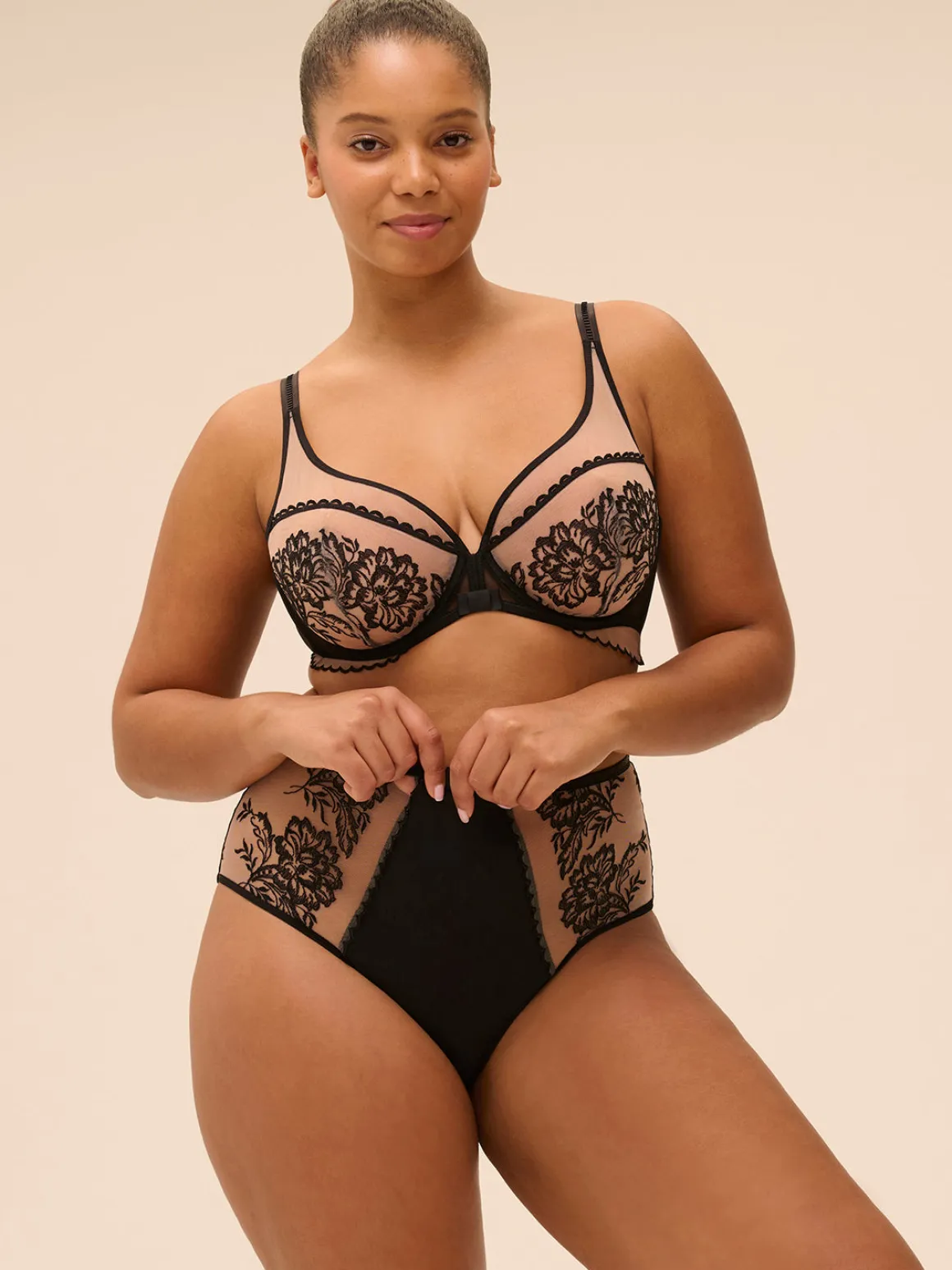 Soutien-gorge avec armatures décolleté plongeant - Light Tatoo