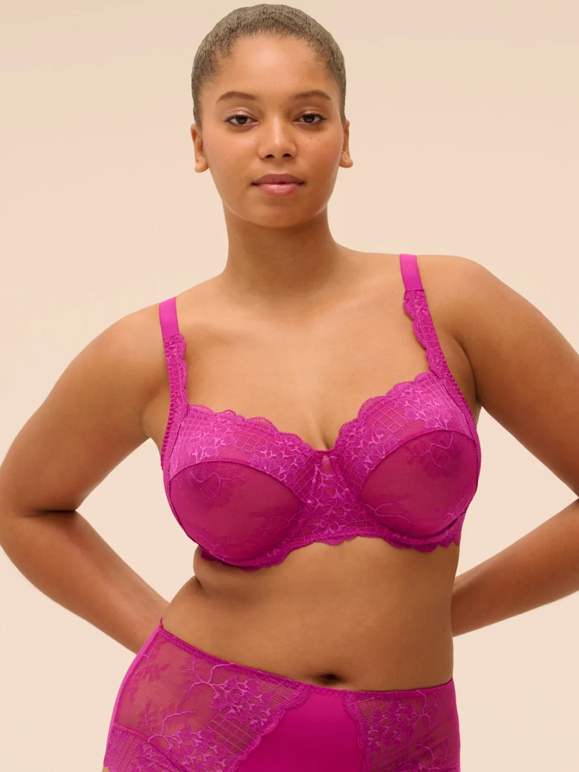 Soutien-gorge avec armatures décolleté carré - Azalée