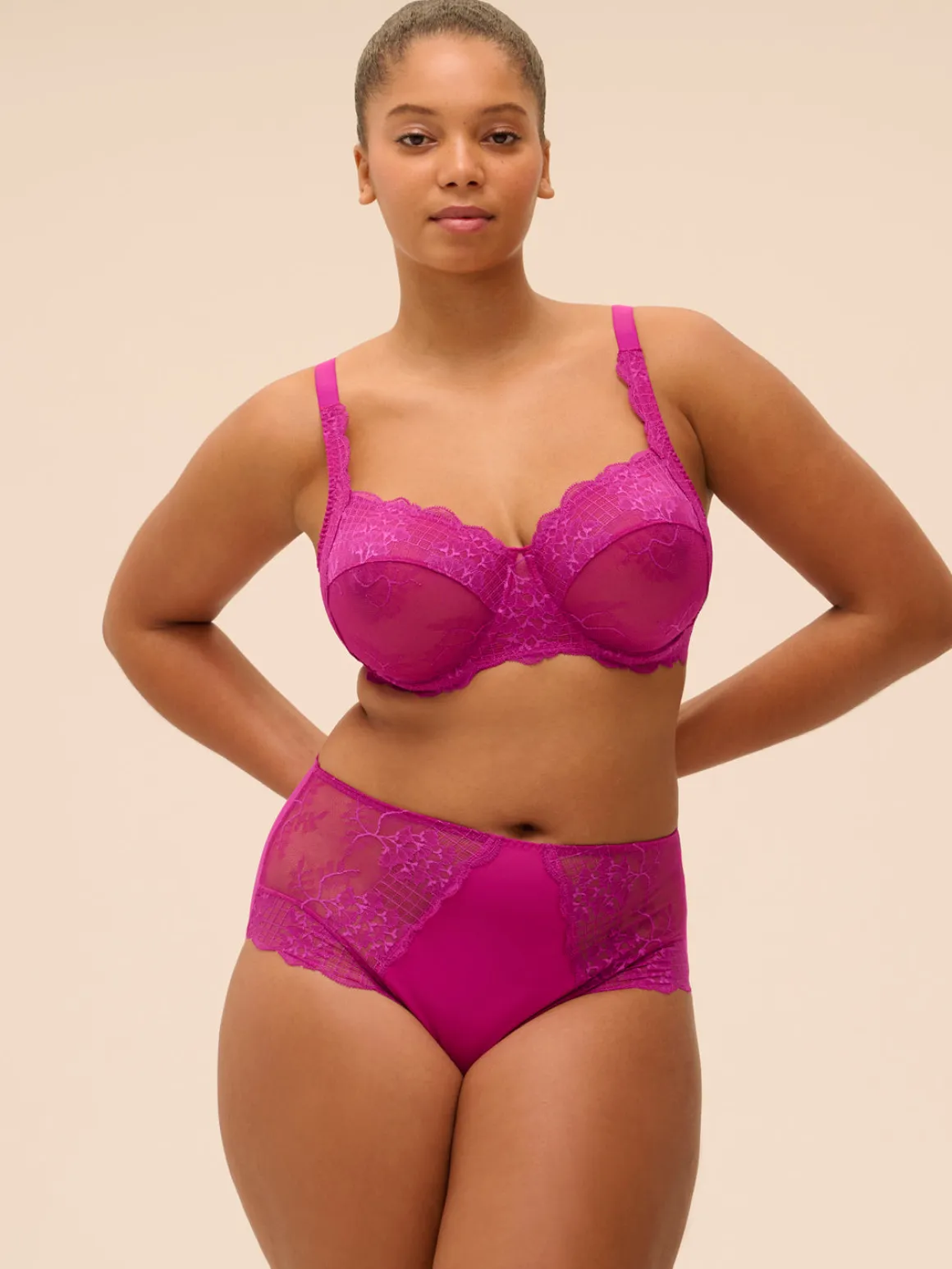 Soutien-gorge avec armatures décolleté carré - Azalée