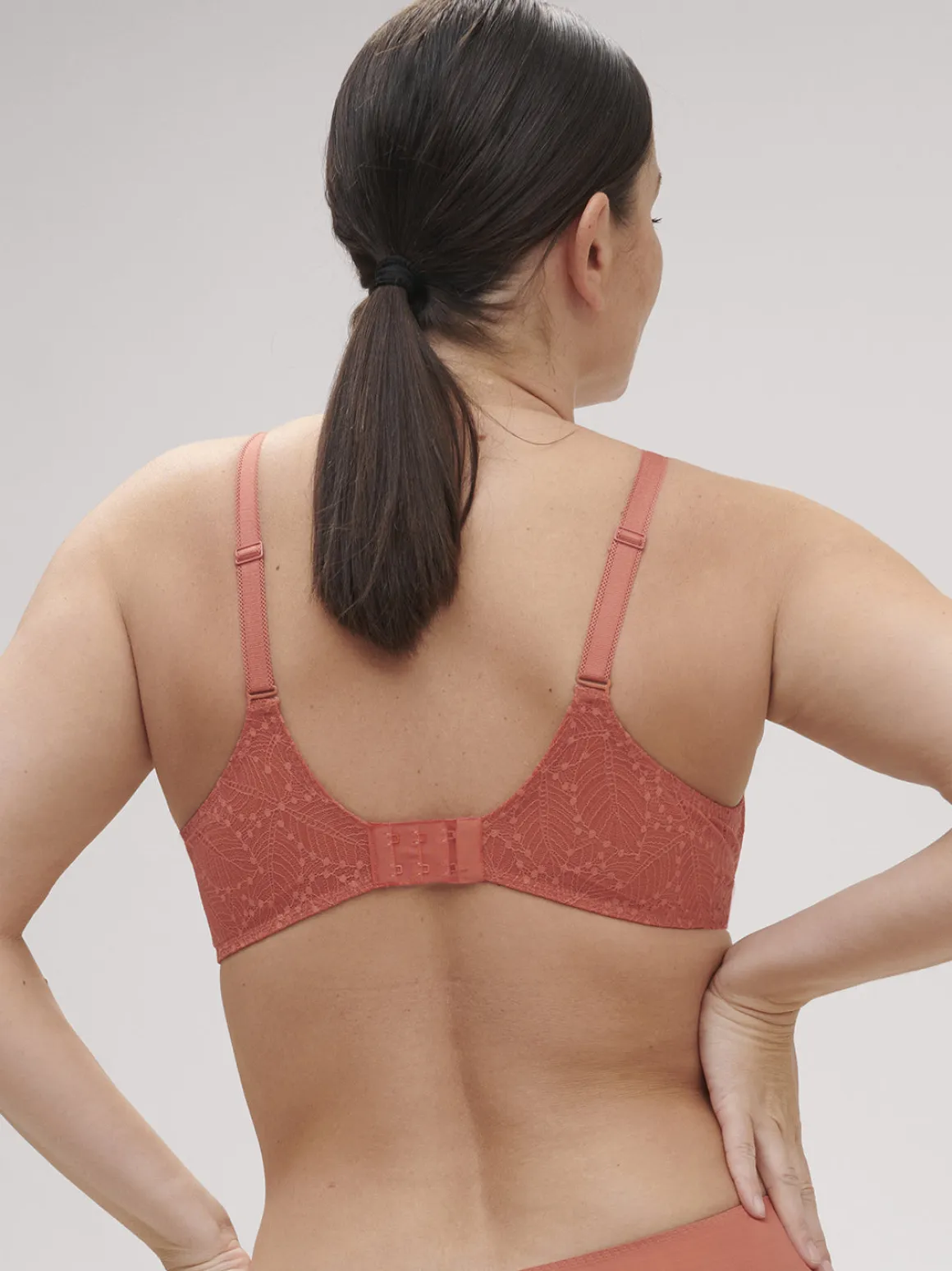 Soutien-gorge avec armatures moulé décolleté plongeant - Rose Texas