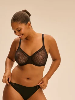 Soutien-gorge avec armatures moulé décolleté plongeant - Noir