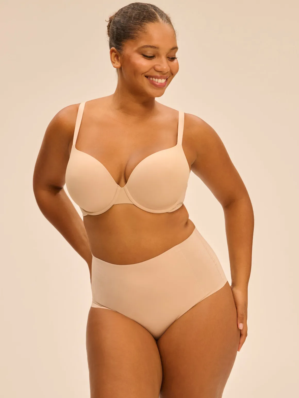 Soutien-gorge coque emboitante décolleté plongeant - Peau Rosée