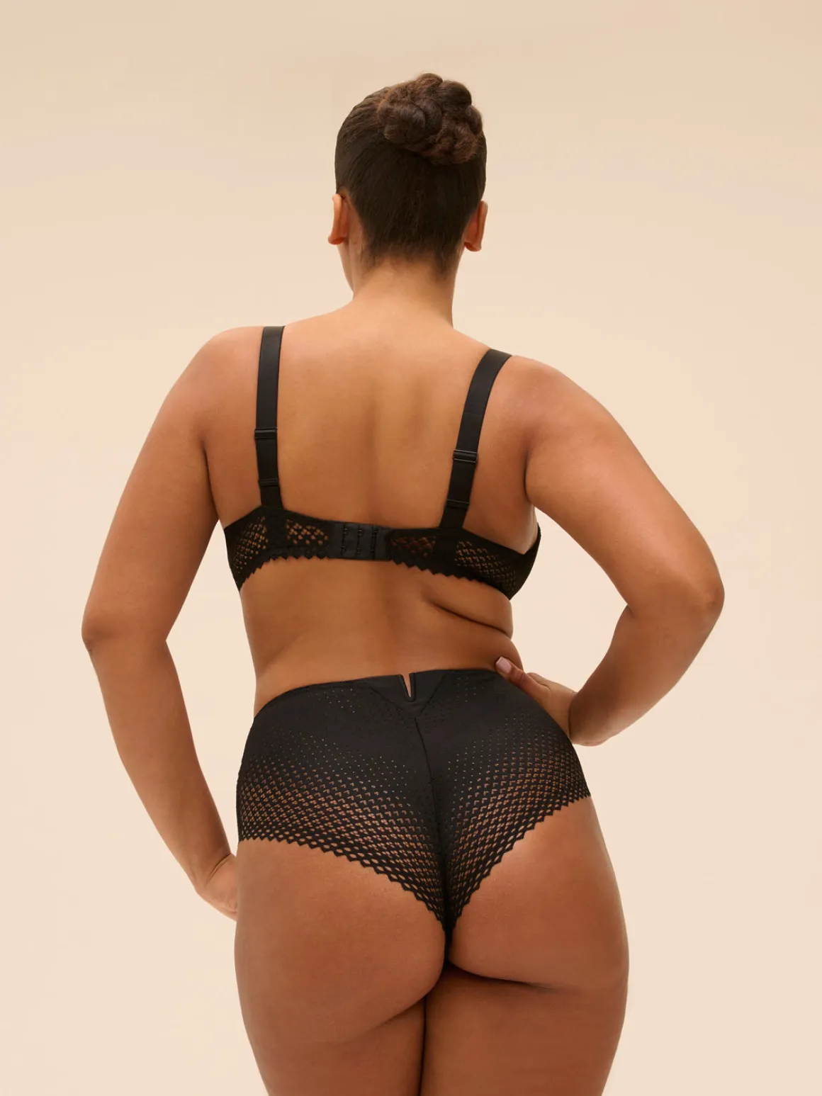 Soutien-gorge corbeille - Noir