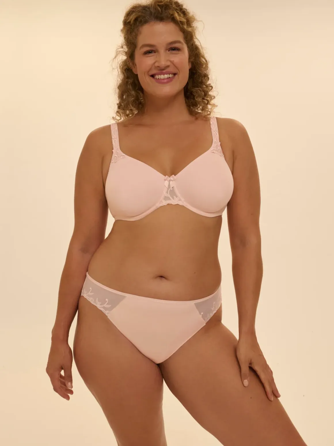 Soutien-gorge emboitant moulé - Poudre
