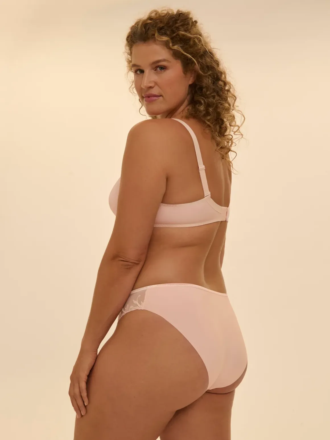 Soutien-gorge emboitant moulé - Poudre
