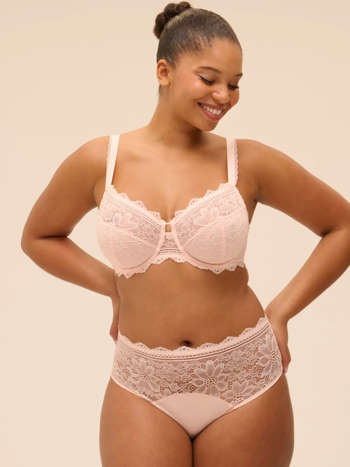 Soutien-gorge emboitant pour poitrine généreuse - Poudre Pétale