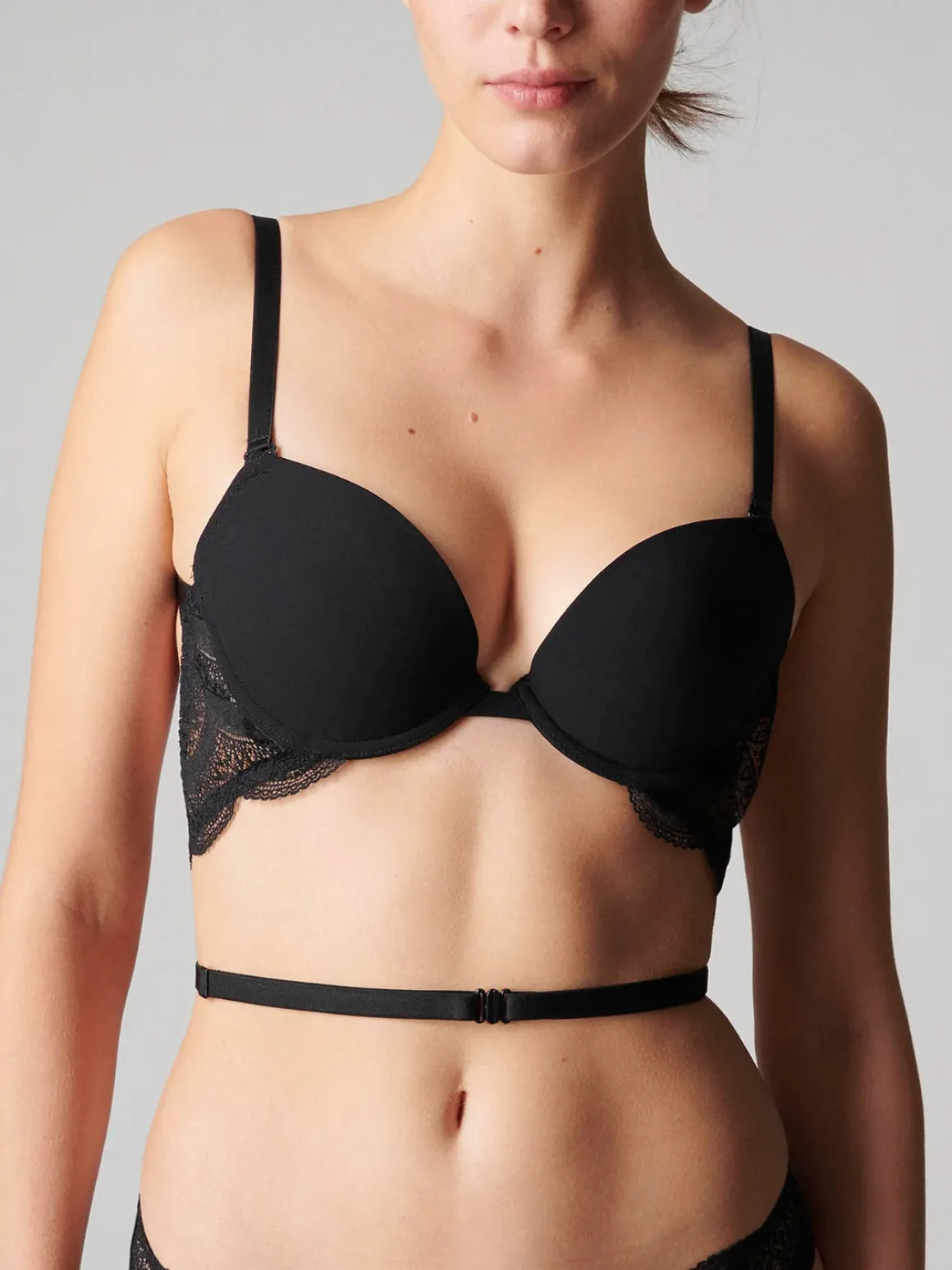 Soutien-gorge multi-positions dos nu - Noir