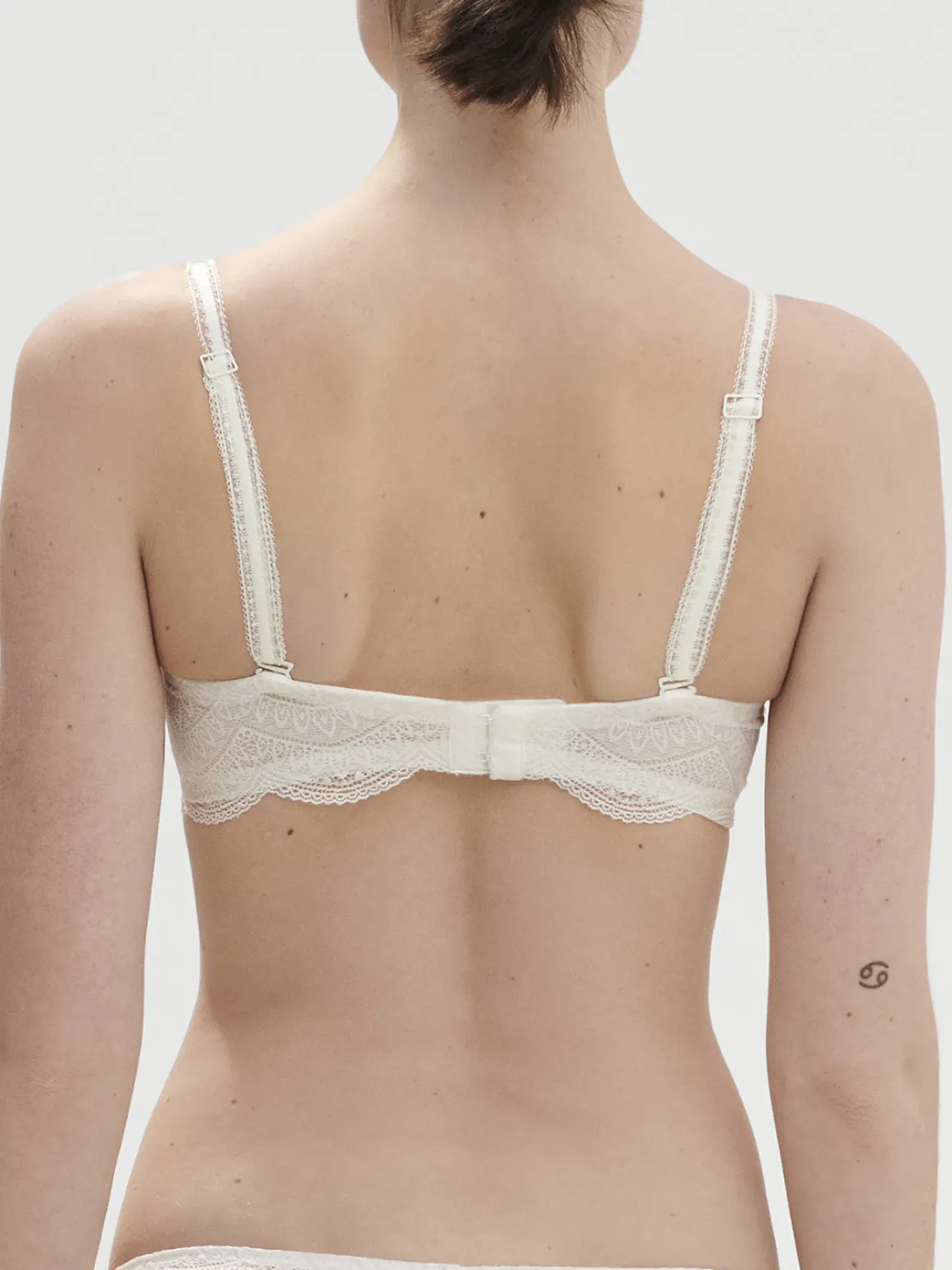 Soutien-gorge sans-bretelles décolleté plongeant - Naturel