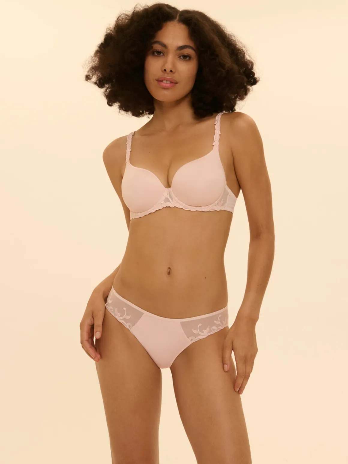 Soutien-gorge spacer décolleté plongeant - Poudre